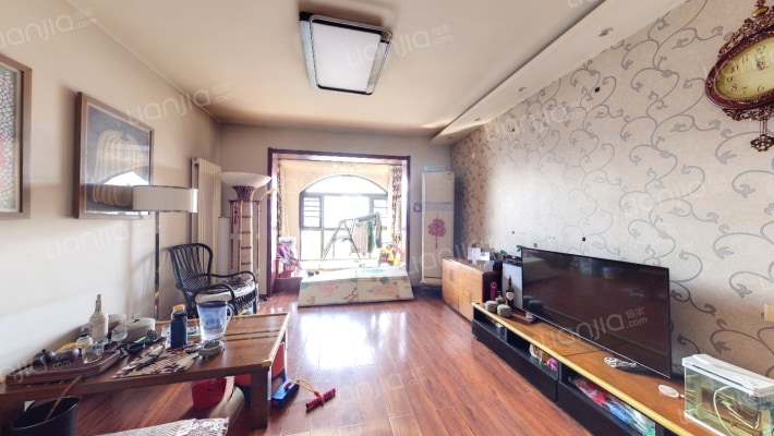 宝翠花都焕景园二手房实景图