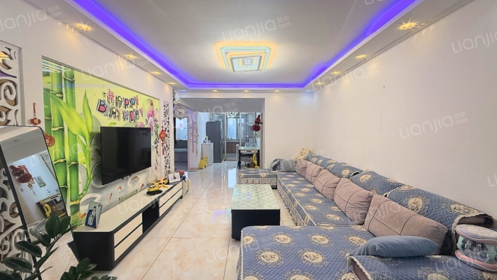 兴泰东郡二期二手房实景图