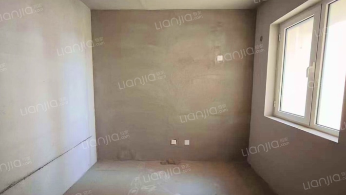 三利中和城毛坯两居，环境近距自由装修通勤北京方便。-卧室B