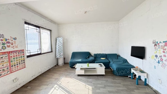 福晟庭院二手房实景图