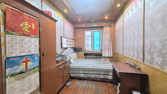 南北通透三居室，70年产权南关桃园片区-卧室A