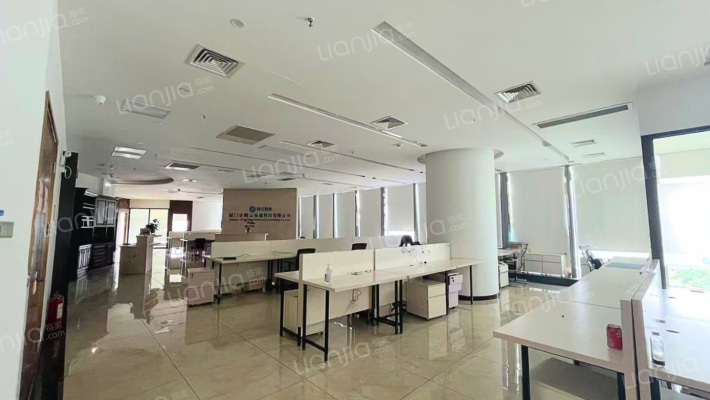 世茂国际中心二手房实景图