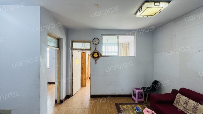 卧虎山花园小区三期二手房实景图