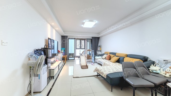 高铁吾悦广场二手房实景图