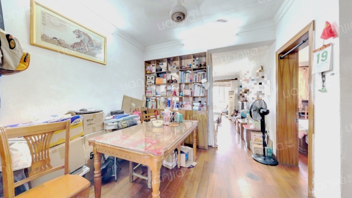 培花久远公寓二手房实景图