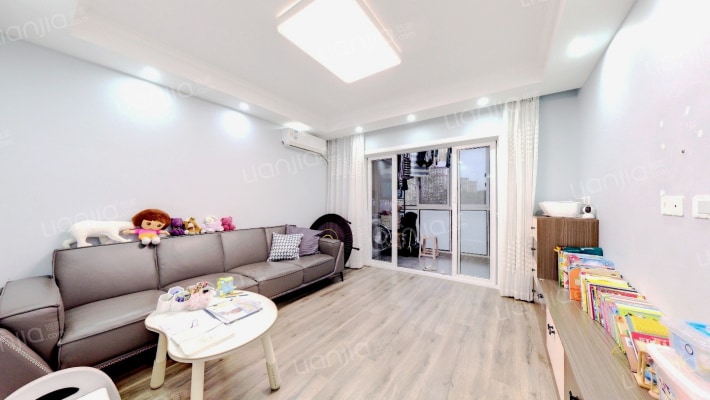 泰宸家园二手房实景图