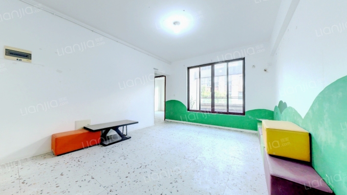 河畔艺墅(别墅)二手房实景图