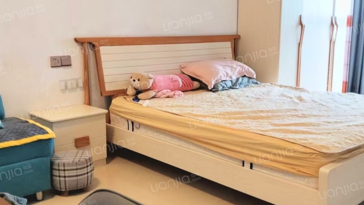 椰林湾一期二手房实景图