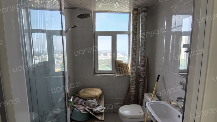 正规三居室，户型方正，高楼层，诚意卖-卫生间A