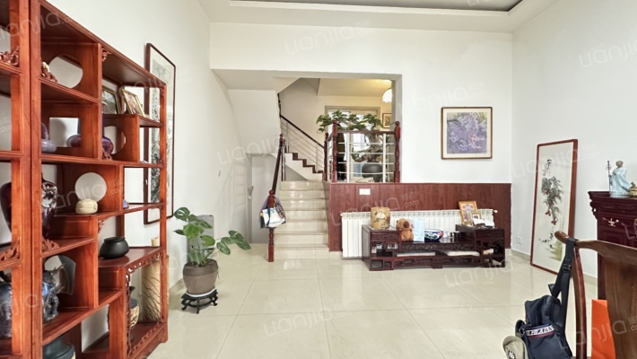 半山别墅二手房实景图