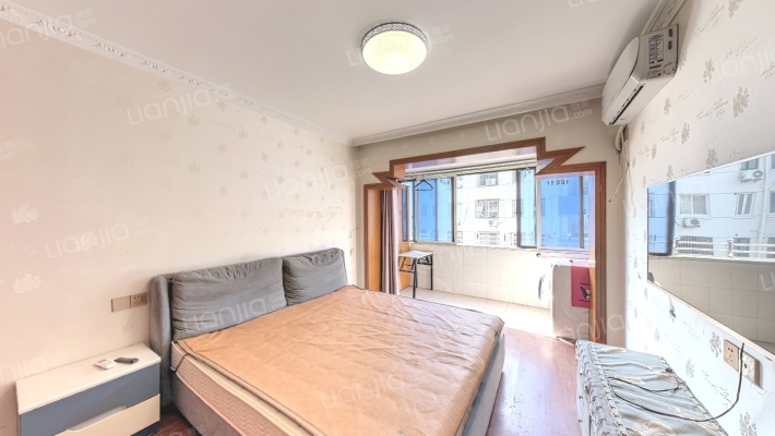 五爱路二手房实景图