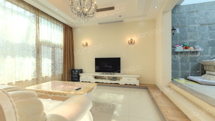 金地格林世界(白金果岭)二手房实景图