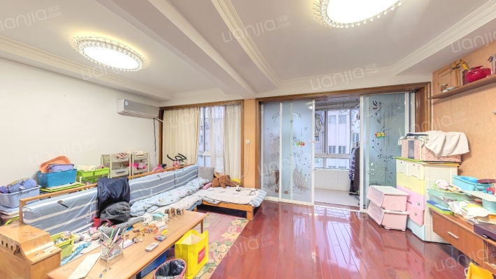 南都苑南区二手房实景图