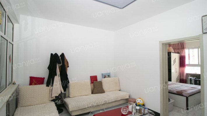 张家口学院五号公寓二手房实景图