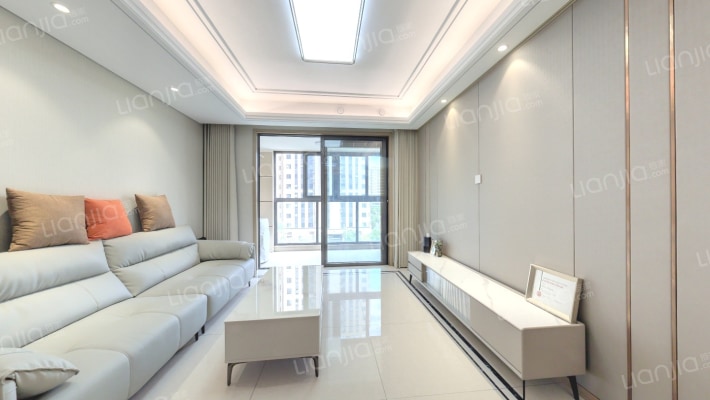 海宸花园臻园二手房实景图