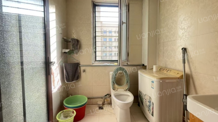 范阳路  宏远裕隆   电梯房-卫生间