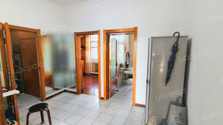 五中家属楼二手房实景图