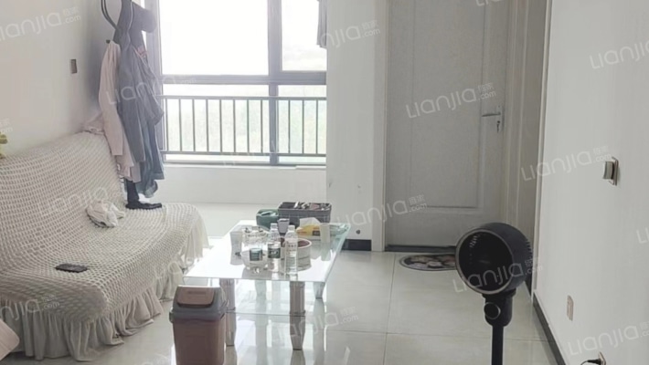 大社区 名物业 高绿化 管家服务小两居-客厅