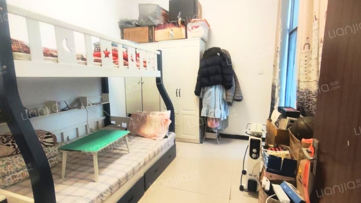 开发区 公园壹号 西向2居室 精装满五 一层 随时看房-卧室A