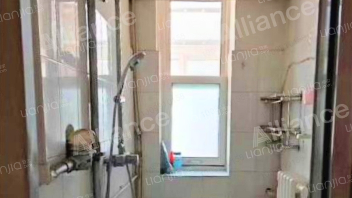 工商局小区-冠云西路 2室1厅 南-卫生间