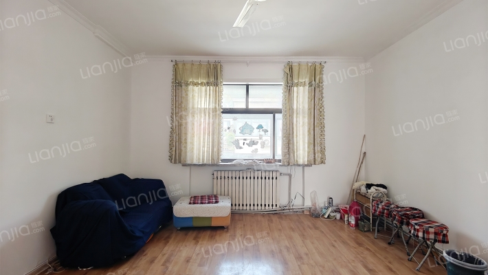 纺织局宿舍二手房实景图