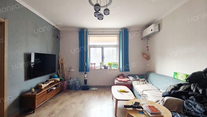 岱宗大街359号二手房实景图