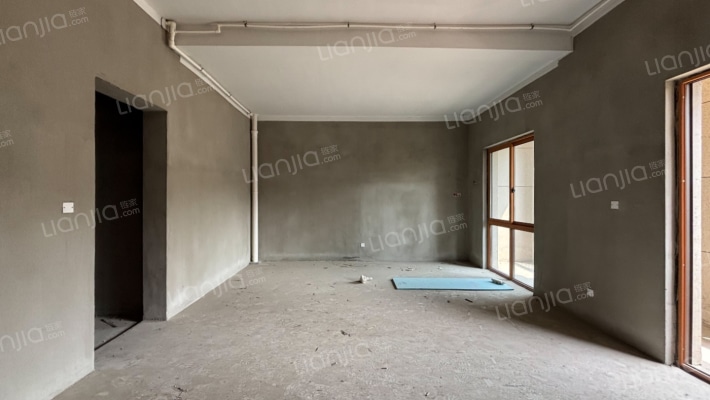 仁湖锦庭二手房实景图