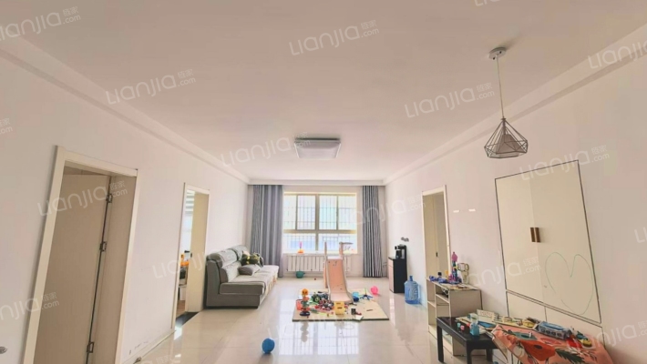 中央佳地国际广场二手房实景图