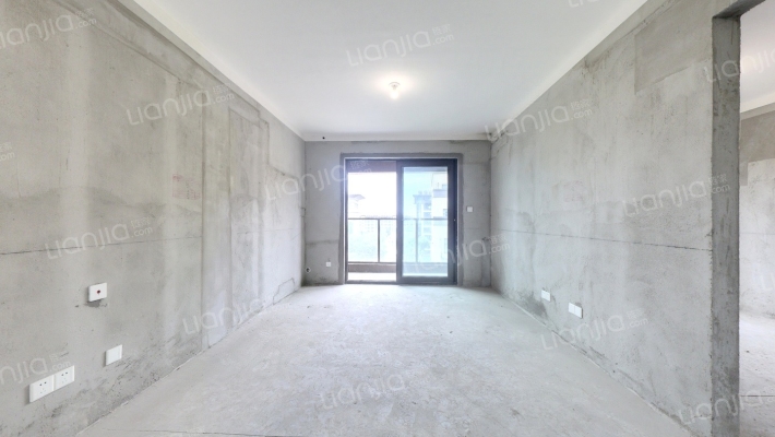 天赋铭门二手房实景图