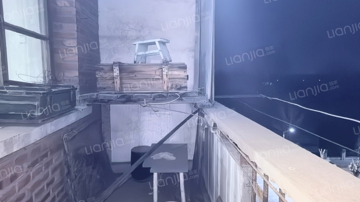 107国道旁 大社区 集中供暖 南北通透两居-阳台