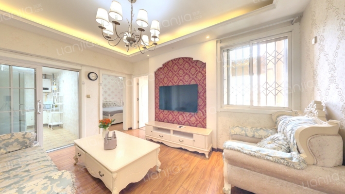 温泉花园小区一期二手房实景图