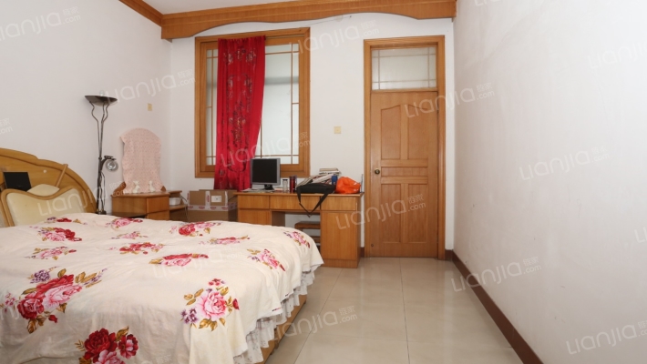 交通路别墅二手房实景图