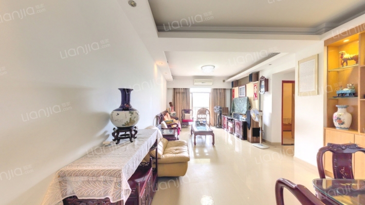 嘉多利山花园二手房实景图