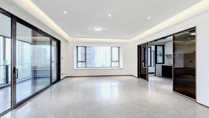 万科翡翠公园二期二手房实景图