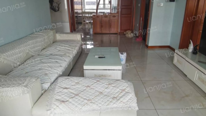 铂宇剑桥郡二手房实景图