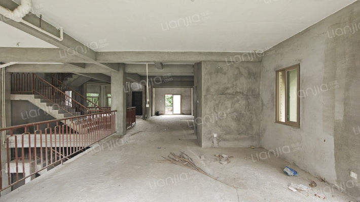 云亩天朗三期富仕山二手房实景图