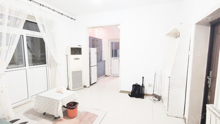 泰康里二手房实景图