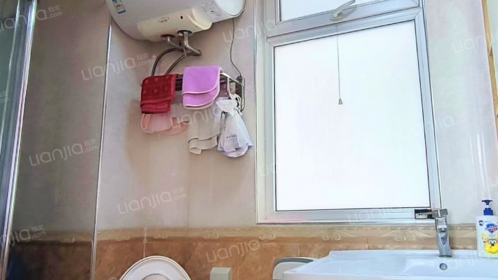 天保郦景 2室1厅 南 西-卫生间