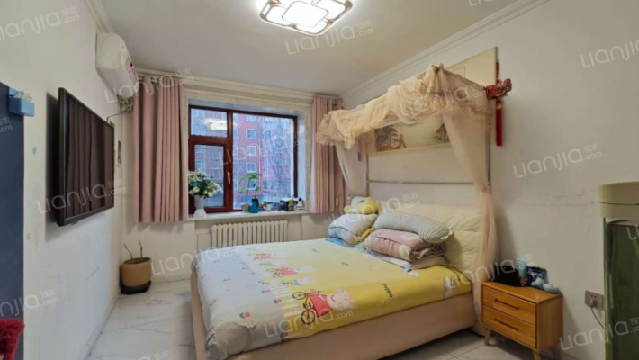 松罗堡街(新苗圃街)二手房实景图