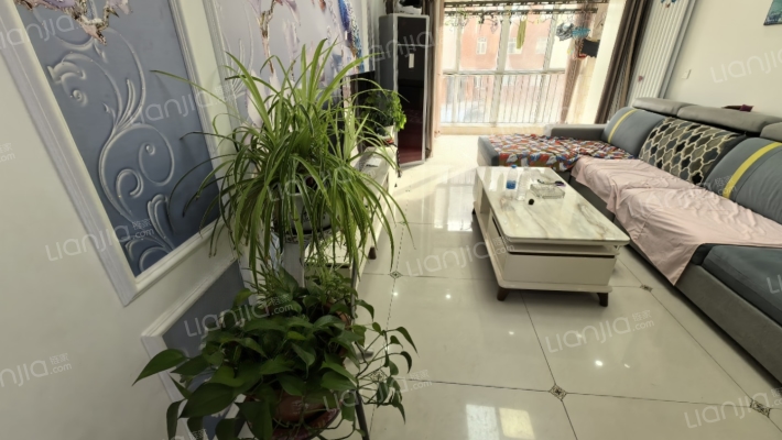 东花园站前小区二手房实景图