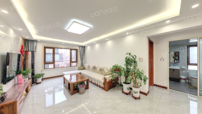 金辉江山云著二手房实景图