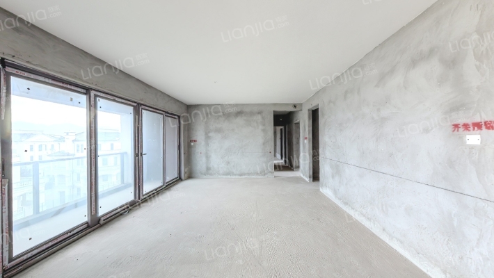 高科江澜礼墅三期一组团二手房实景图