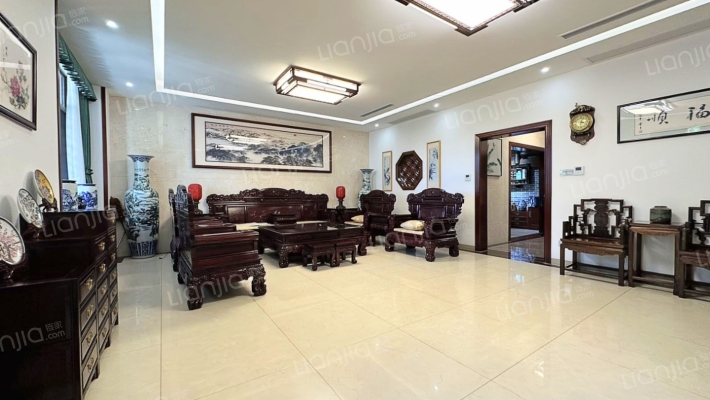 南航海岸华墅二手房实景图