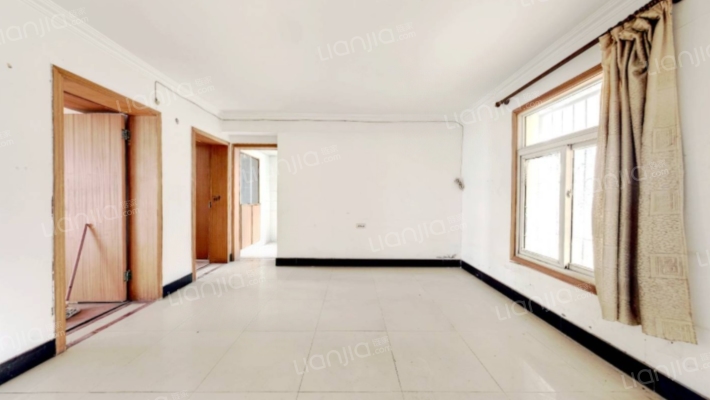 三角路新村二手房实景图