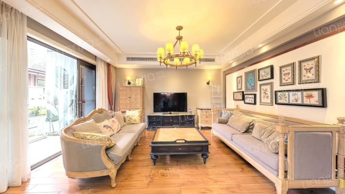 万科城二手房实景图