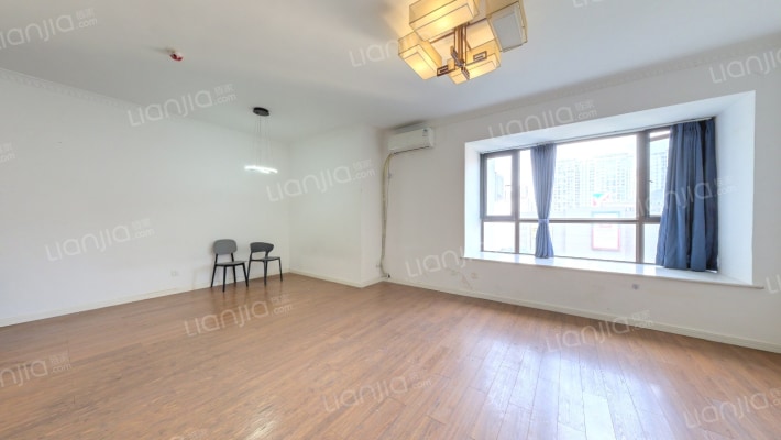 天府豪庭二手房实景图