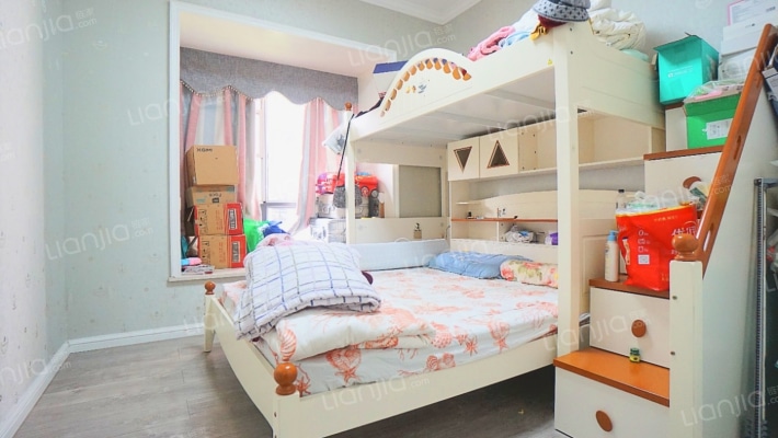 高品质小区，一级物业管理，居住舒适，产权清晰-卧室C