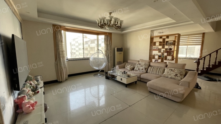 城东路六百六十六弄二手房实景图