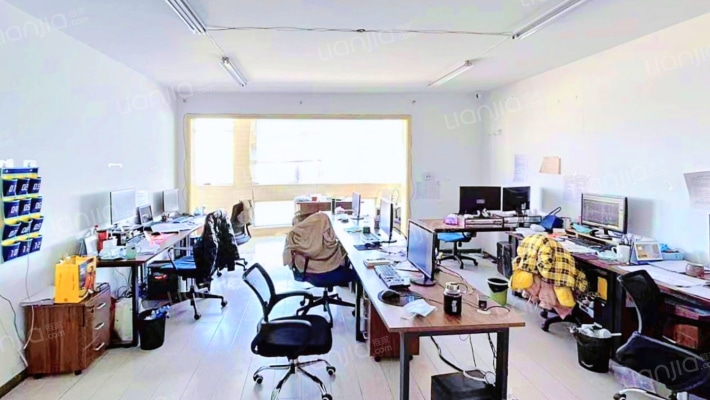 创展国际二手房实景图