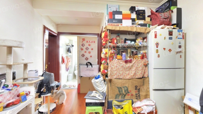 茅台雅苑二手房实景图